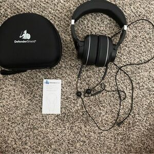 DefenderShield Black Headphones with Case